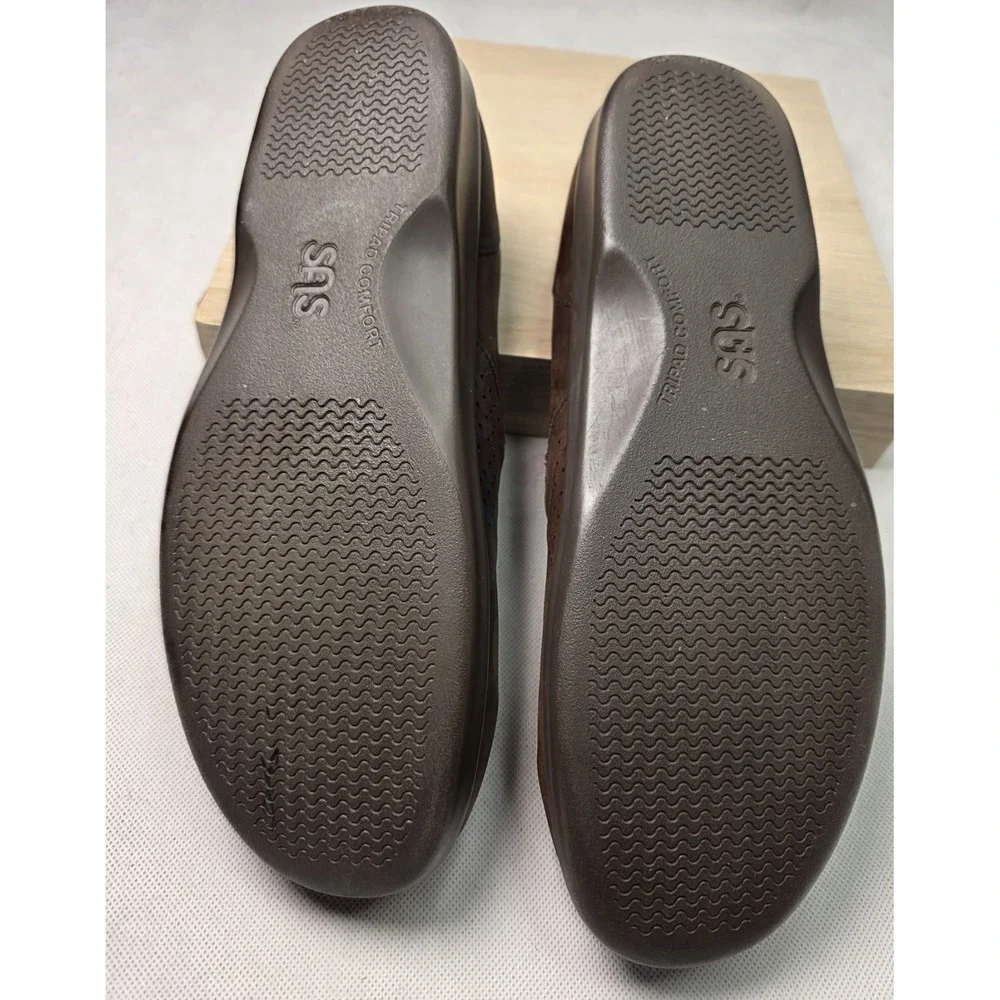 SAS Viva Shoes Women's 11 Brown Nubuck Comfort Slip On Walking Loafers Sneaker